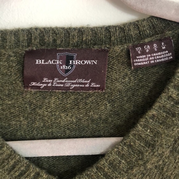 Black  Brown 1826 lambs wool blend forest green size S - M V neck Pul… - Picture 2 of 8